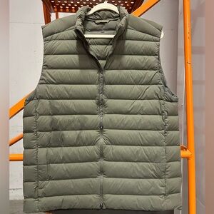lululemon athletica Olive Puffer Vest